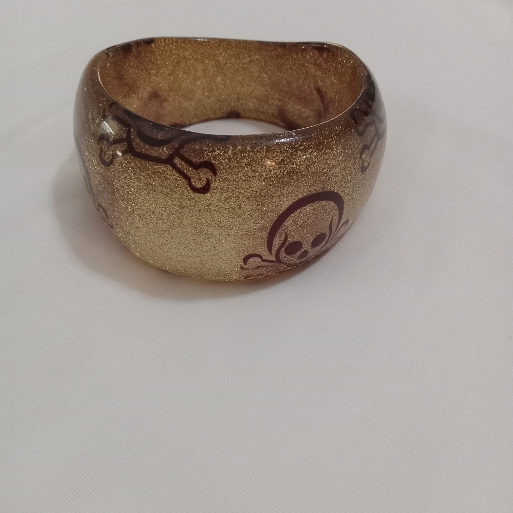 VINTAGE- GOLD LUCITE CHUNKY BOLD RETRO BANGLE BRACELET - Picture 9 of 10
